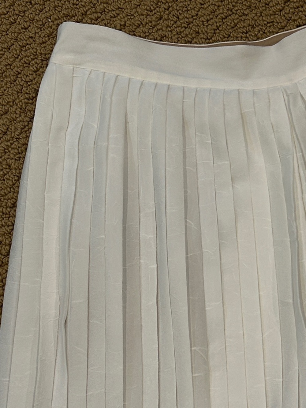 Vince Accordion Pleat Textured Culotte Pants size 6 Ivory Cream - Picture 3 of 16